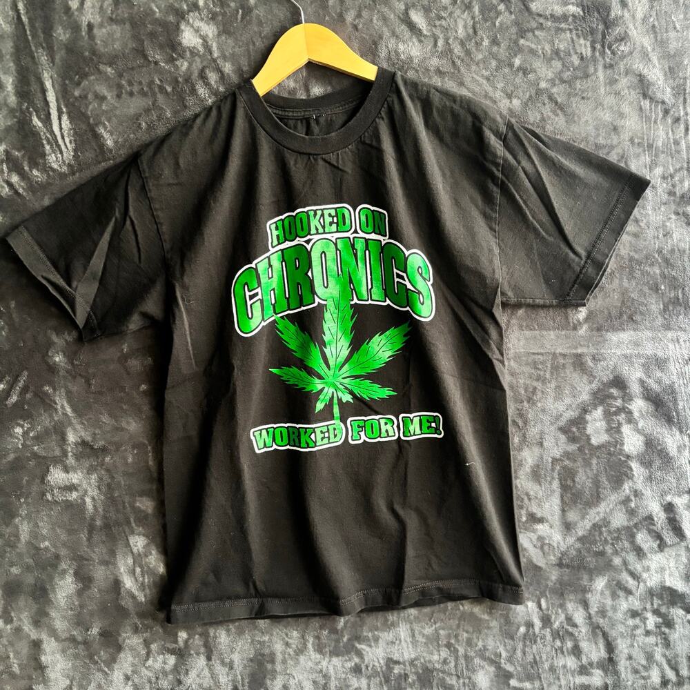 Cronics T-Shirt Size: Large Black
